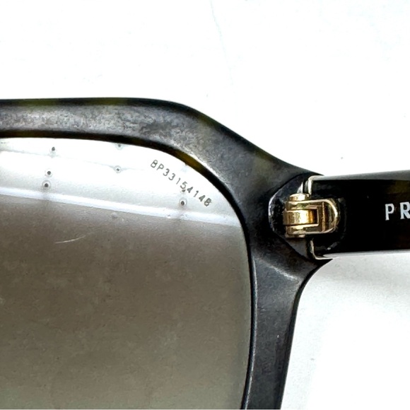 PRADA sunglasses made in Italy - Picture 10 of 13